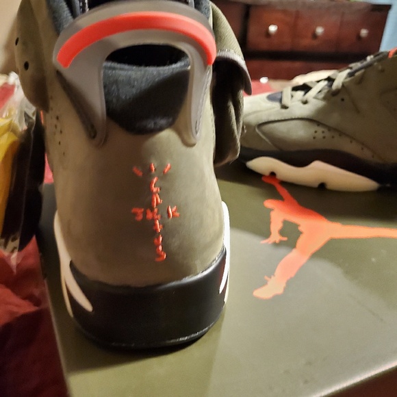 Air Jordan's retro 6 travis scott - Picture 3 of 4
